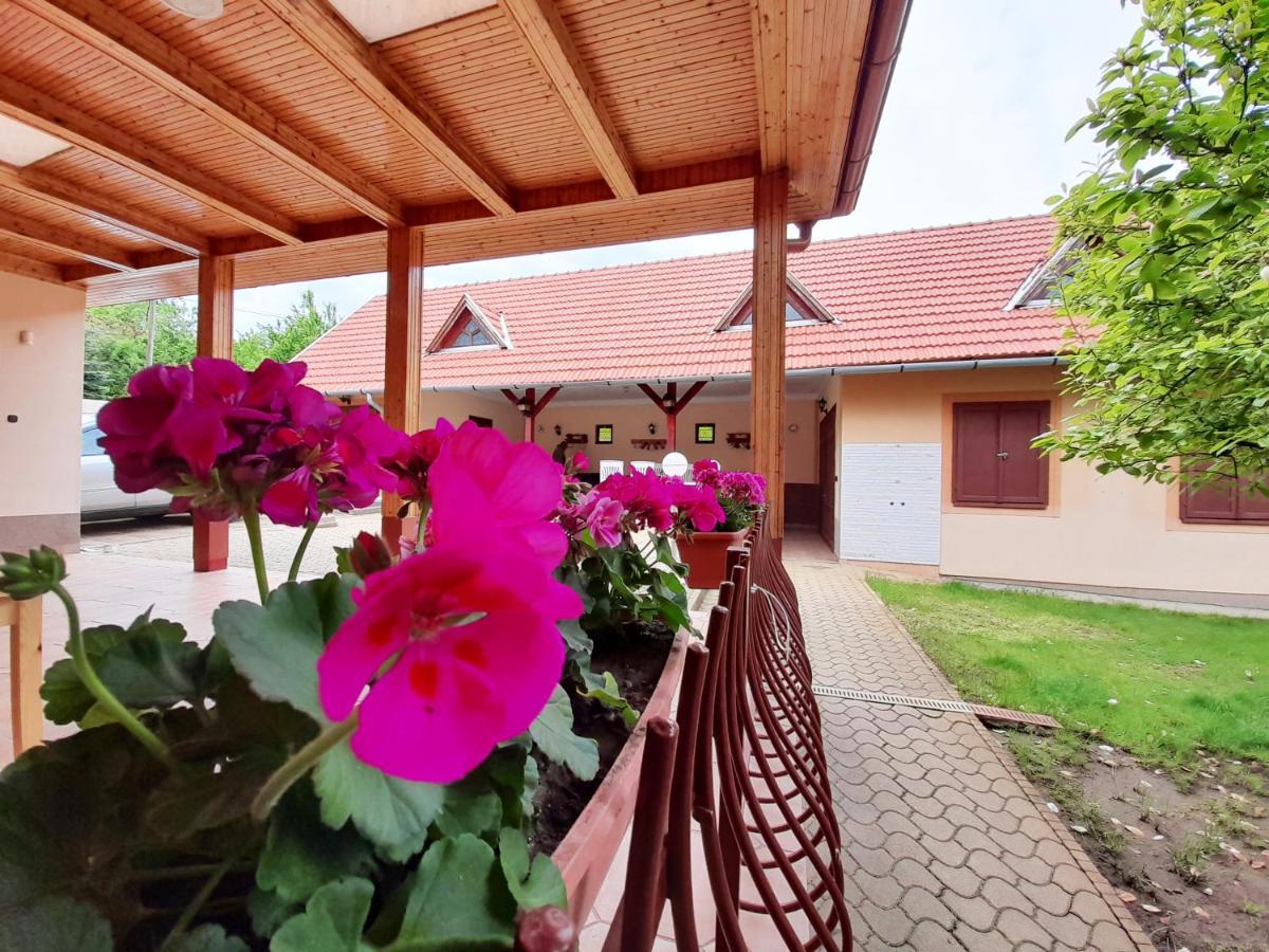 Mátra Wellness Vendégház Parádsasvár Kültér fotó